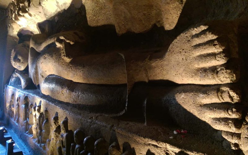Ajanta, sleeping Buddha Cave 26