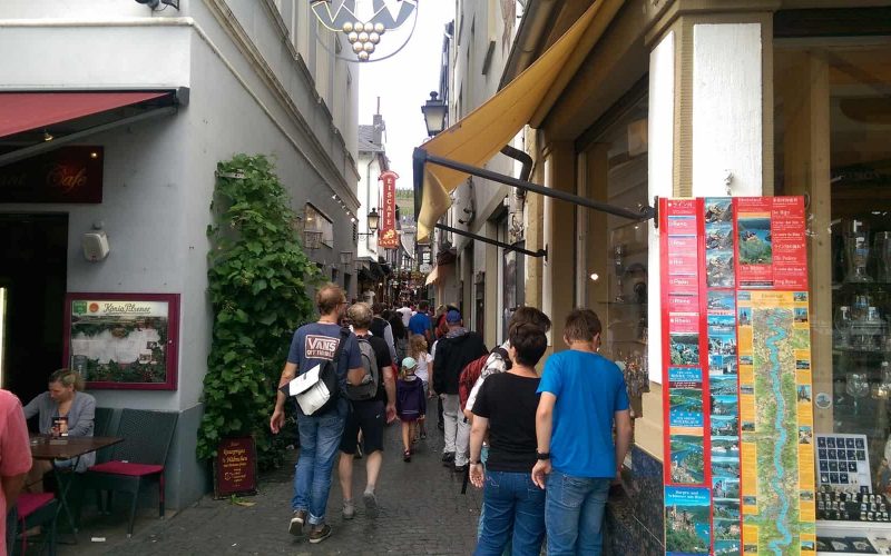 Drosselgasse, famous lane in Rüdesheim, Germany