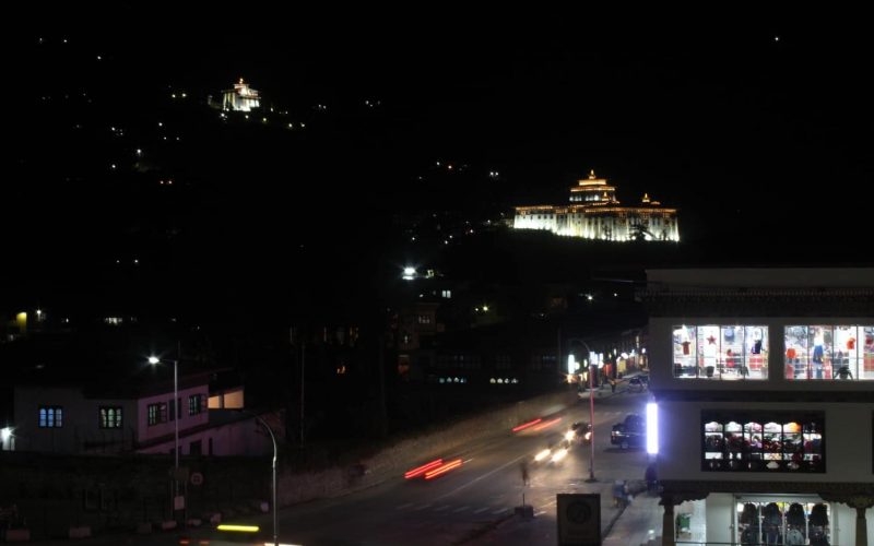 Rinpung Dzong, with National Museum seen on the left - Paro