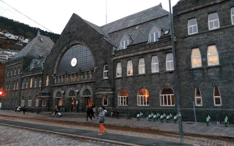 Bergen railway station